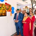 हिम ईरा भंडारण सह कैफे का उद्घाटन